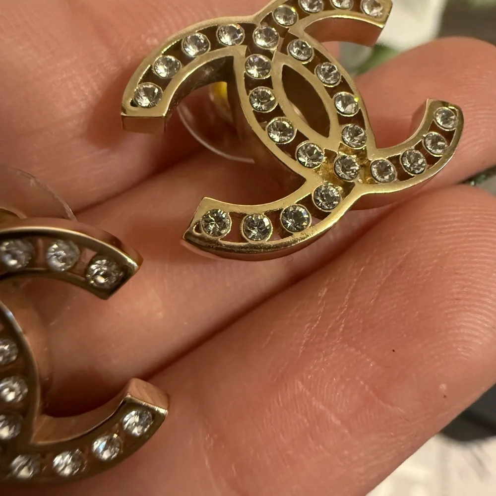 Chanel Gold CC Crystal Stud Earrings - Picture 7 of 10
